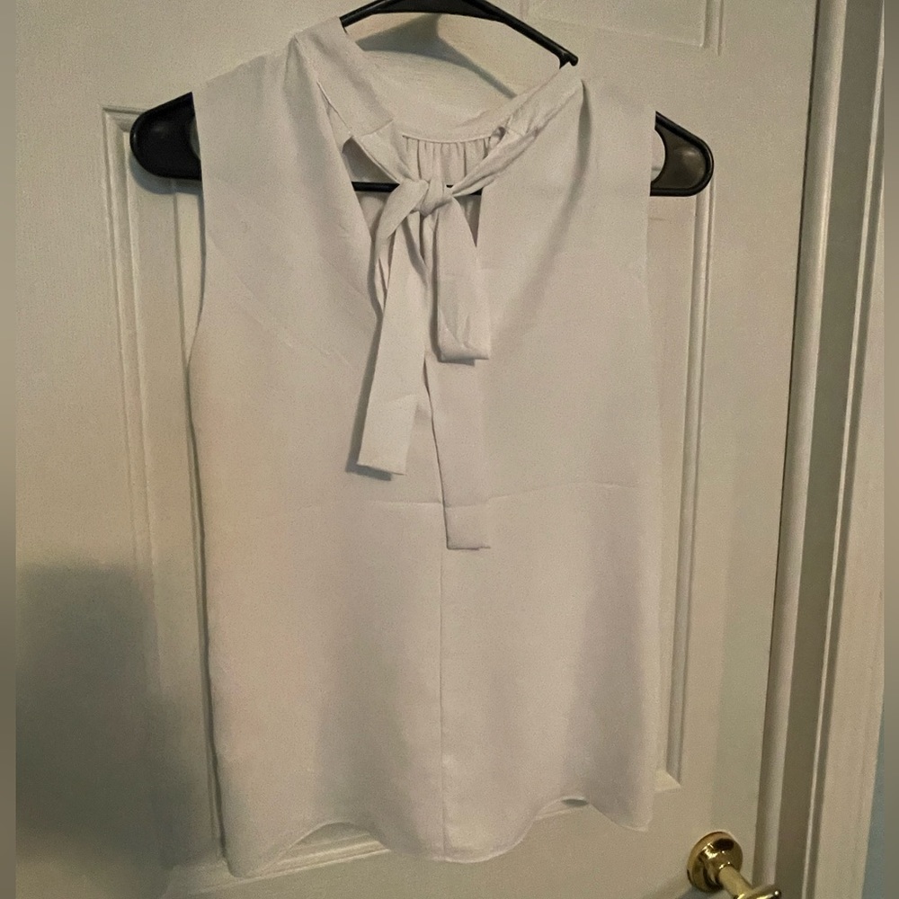 Sleeveless white blouse from H&M